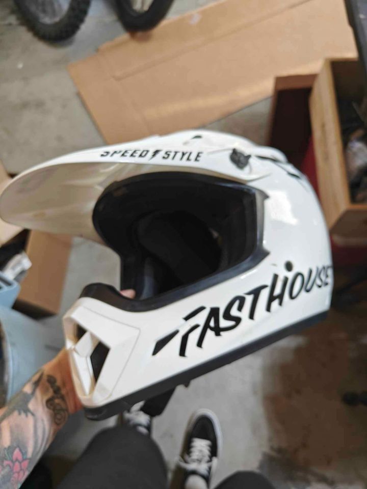 Used dirt bike helmets sale